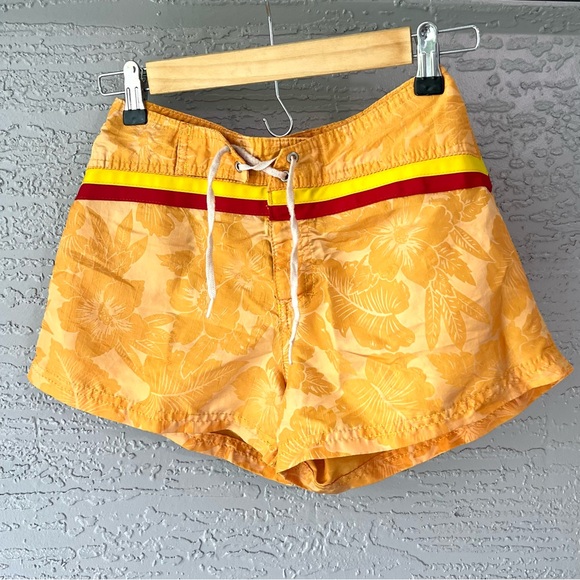 Roxy Pants - Roxy vintage board shorts